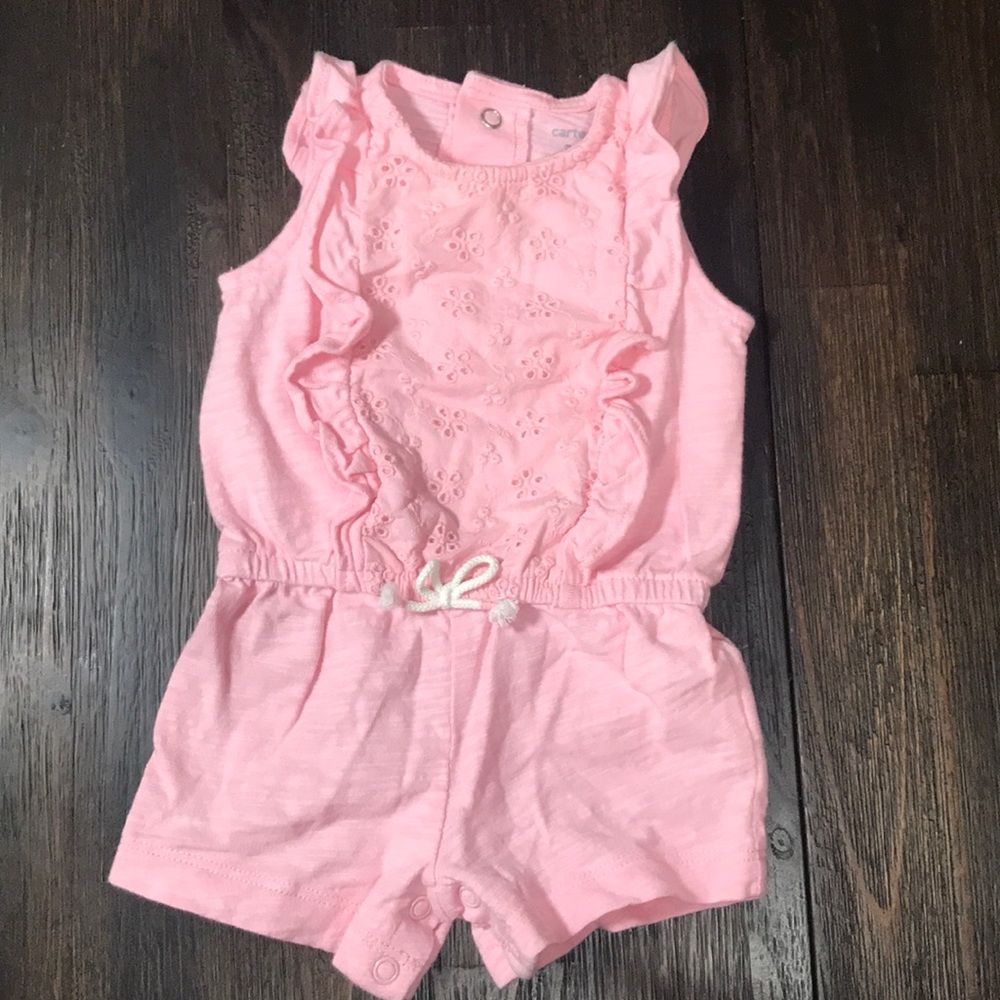 Carter’s romper in 3mths.
